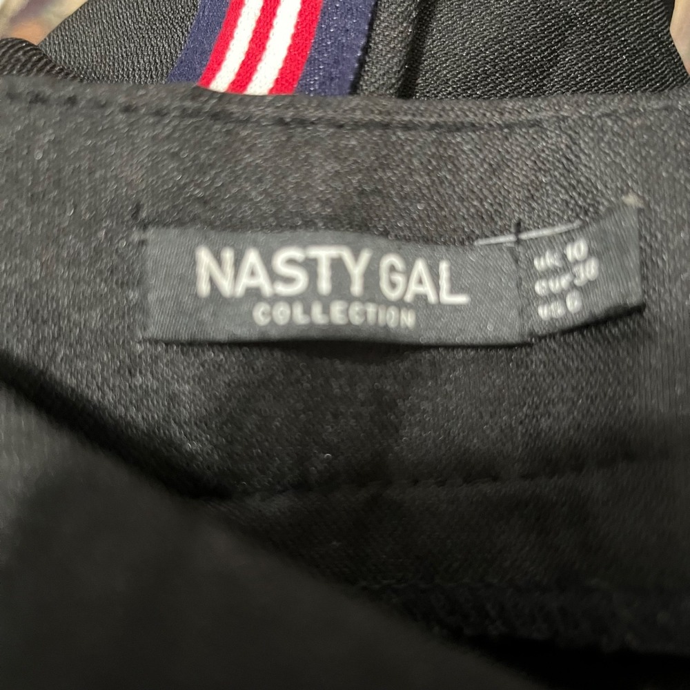 Nasty Gal Black Wide Leg Pants sz 6 Red Side Stripe Y2K Sporty Chic Athleisure - Picture 5 of 10